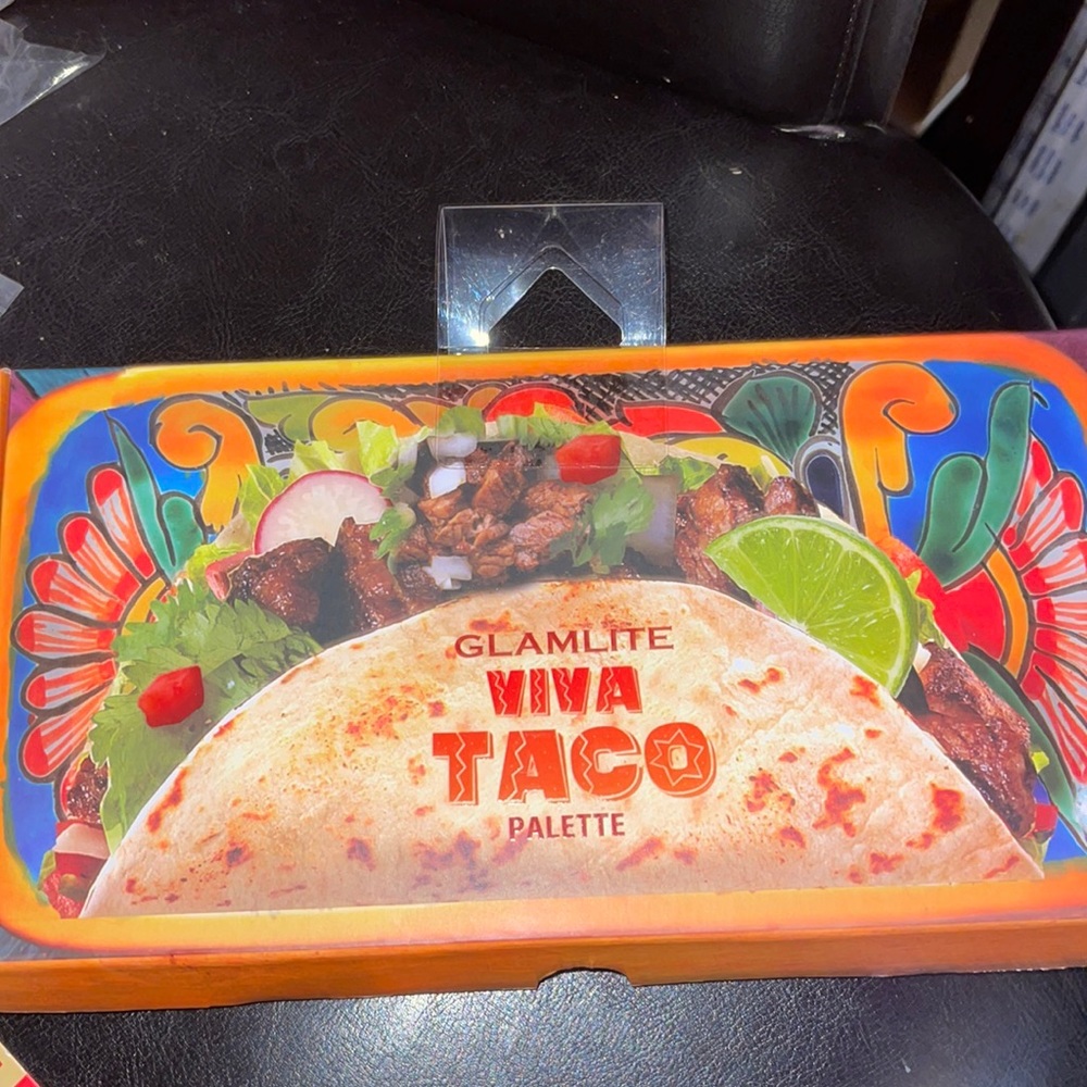 New Glamlite Viva Taco Eyeshadow palette Shrinkwrapped & Boxed 15 Shades
